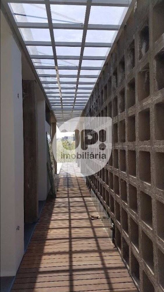 Chácara à venda com 4 quartos, 300m² - Foto 2