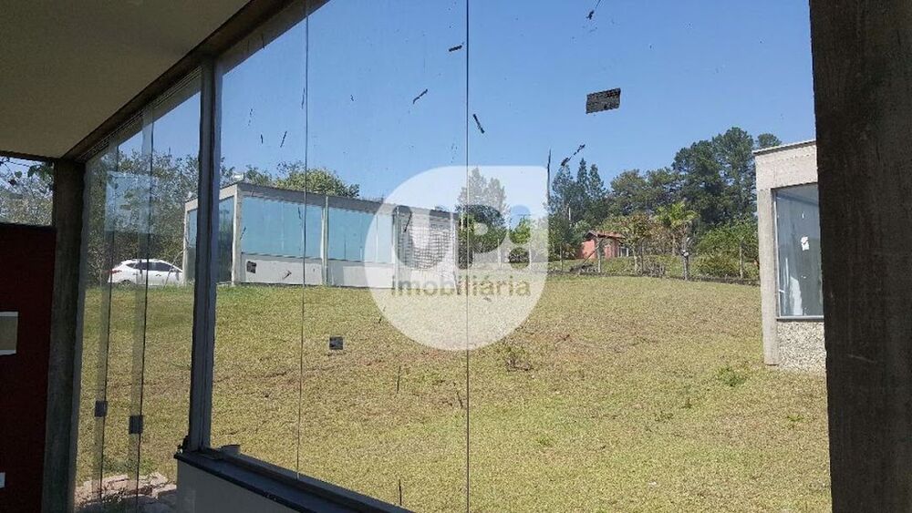 Chácara à venda com 4 quartos, 300m² - Foto 4