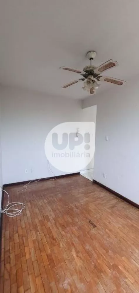 Apartamento à venda com 2 quartos, 45m² - Foto 2