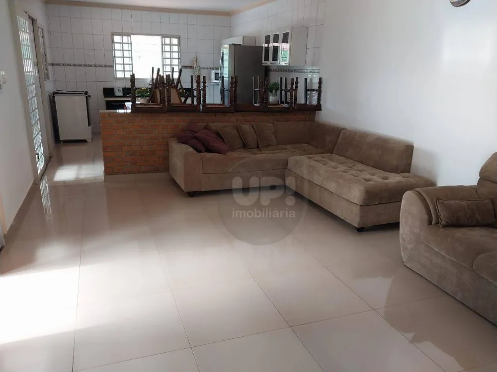 Chácara, 3 quartos, 1000 m² - Foto 2