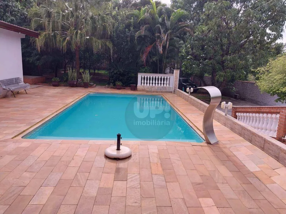 Chácara, 3 quartos, 1000 m² - Foto 1