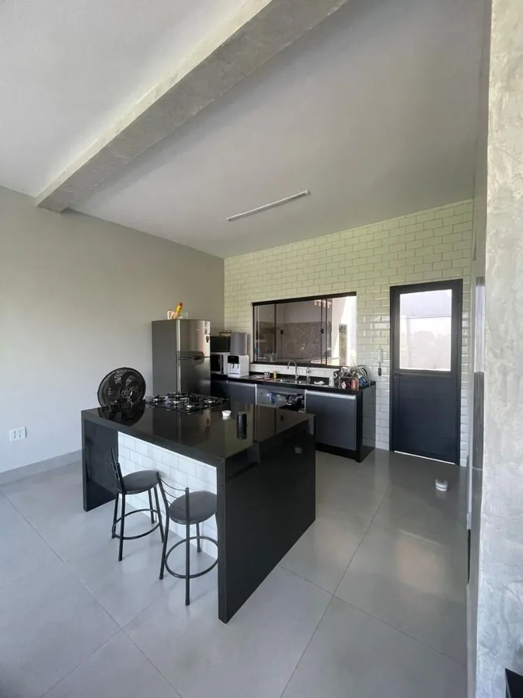 Casa, 2 quartos, 210 m² - Foto 4