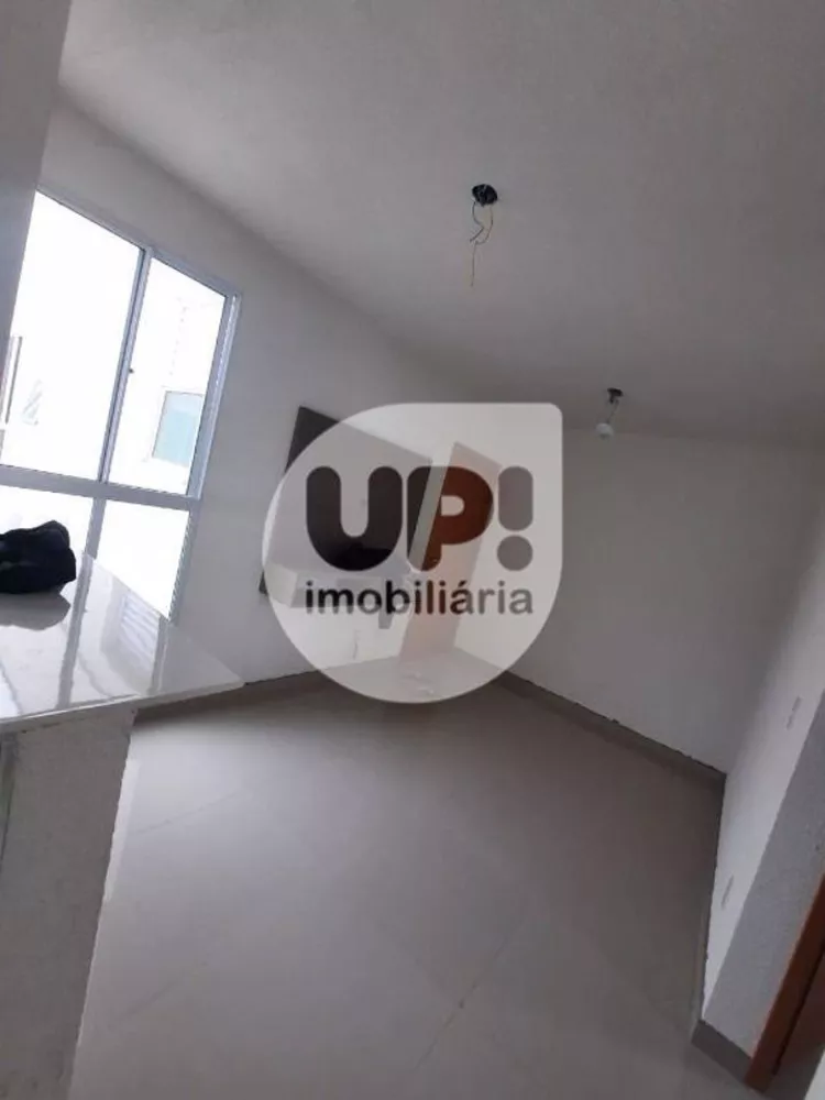 Apartamento à venda com 2 quartos, 40m² - Foto 4