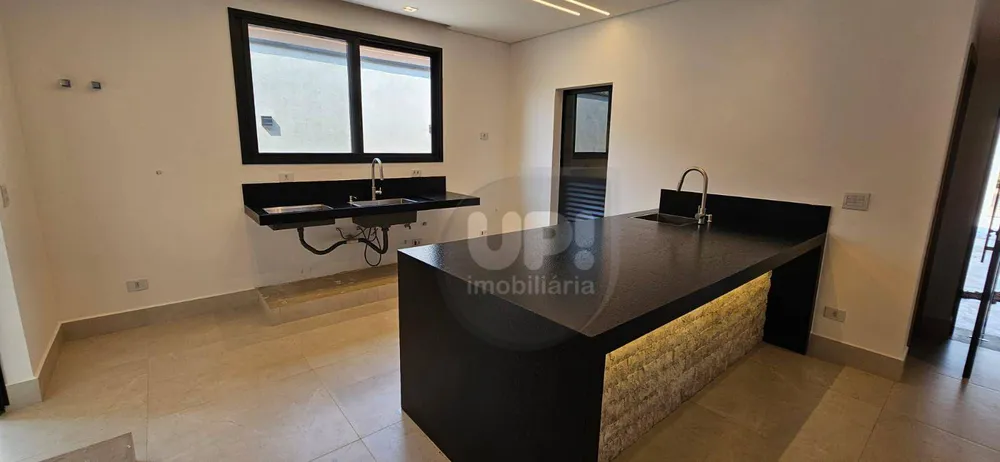 Casa, 3 quartos, 220 m² - Foto 6