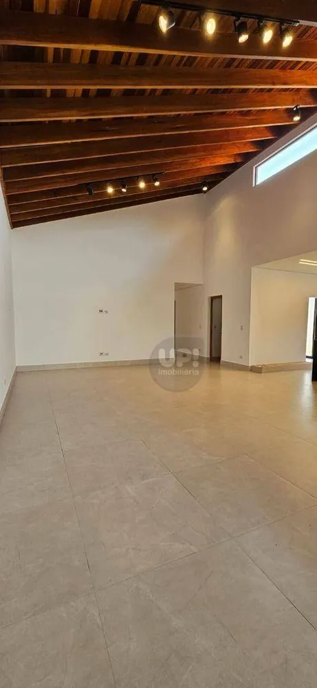 Casa, 3 quartos, 220 m² - Foto 5