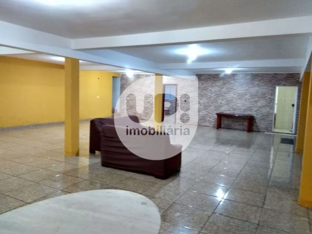 Chácara, 3 quartos, 1500 m² - Foto 4