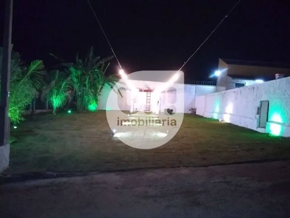 Chácara, 3 quartos, 1500 m² - Foto 1