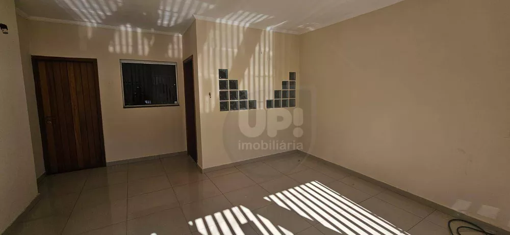 Casa, 4 quartos, 136 m² - Foto 3
