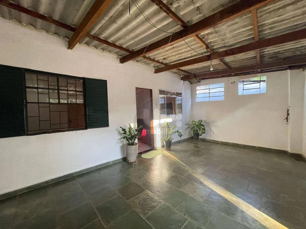 Casa, 4 quartos, 170 m² - Foto 1