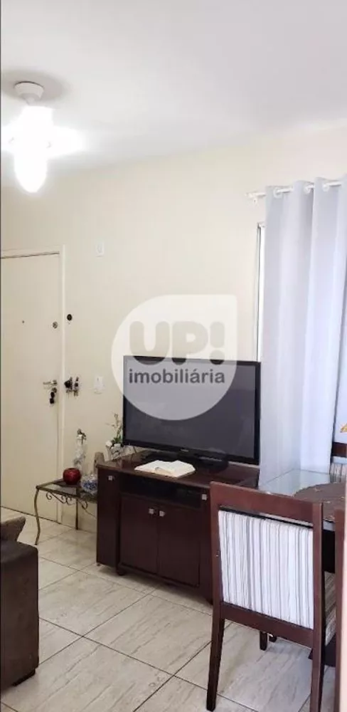 Apartamento à venda com 2 quartos, 47m² - Foto 2