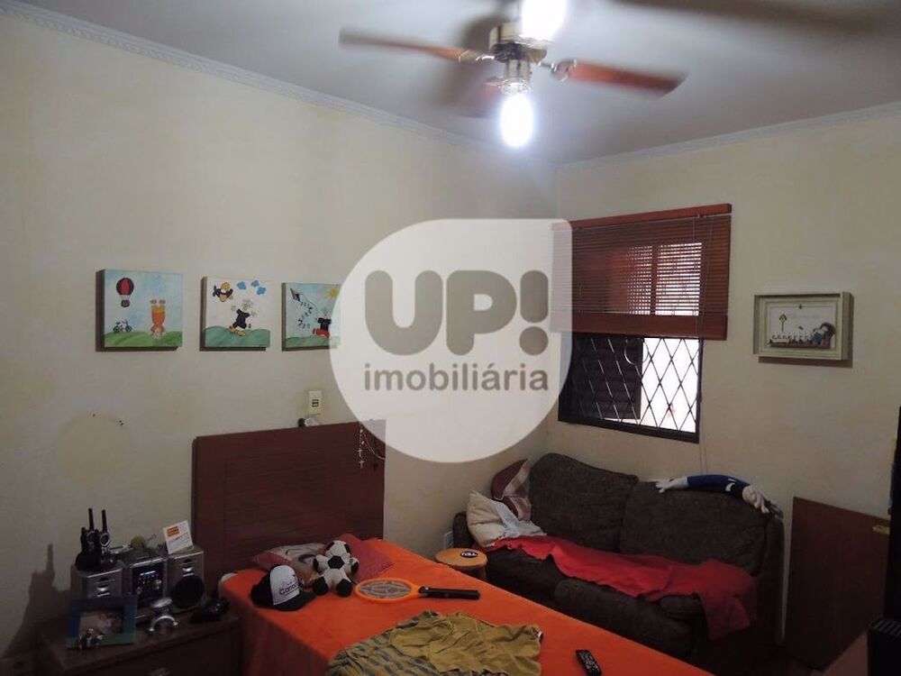 Casa à venda com 2 quartos, 112m² - Foto 3