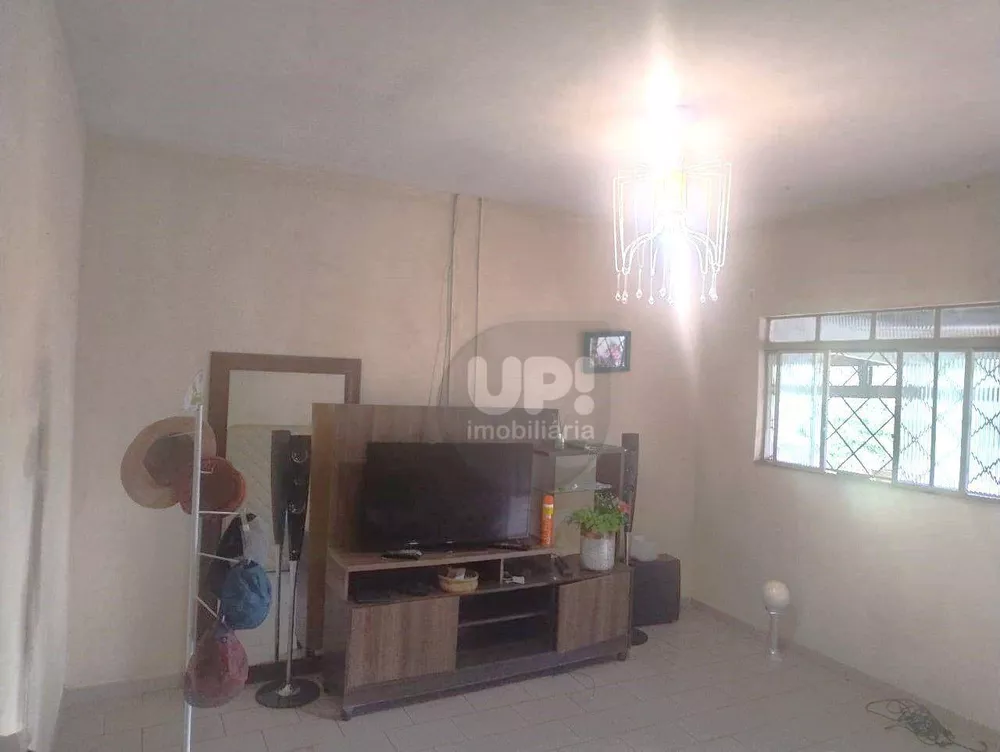 Casa, 2 quartos, 121 m² - Foto 1
