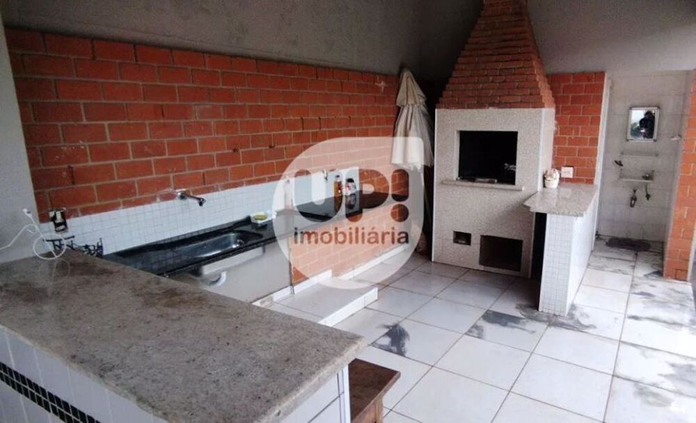 Casa de Condomínio à venda com 3 quartos, 290m² - Foto 4