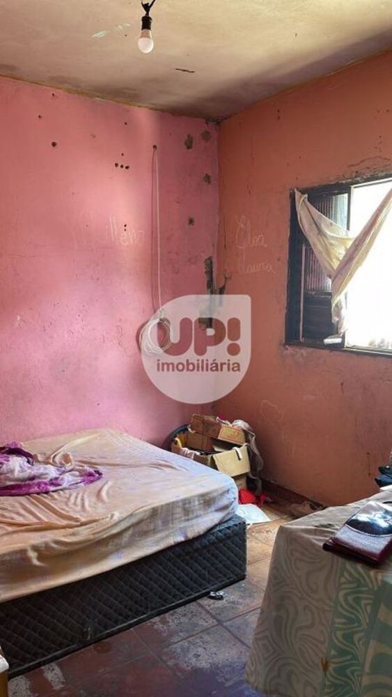 Casa de Condomínio à venda com 5 quartos, 50m² - Foto 2