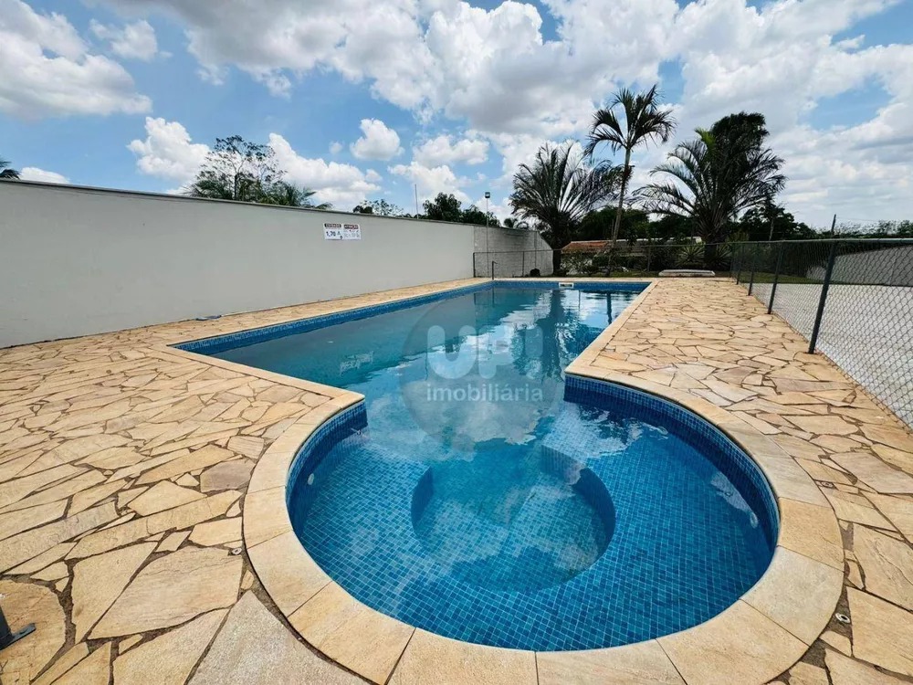 Chácara, 2 quartos, 1063 m² - Foto 1