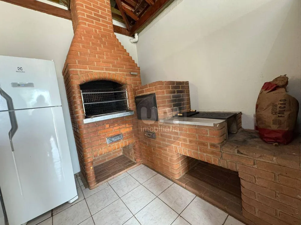 Chácara, 2 quartos, 1063 m² - Foto 6
