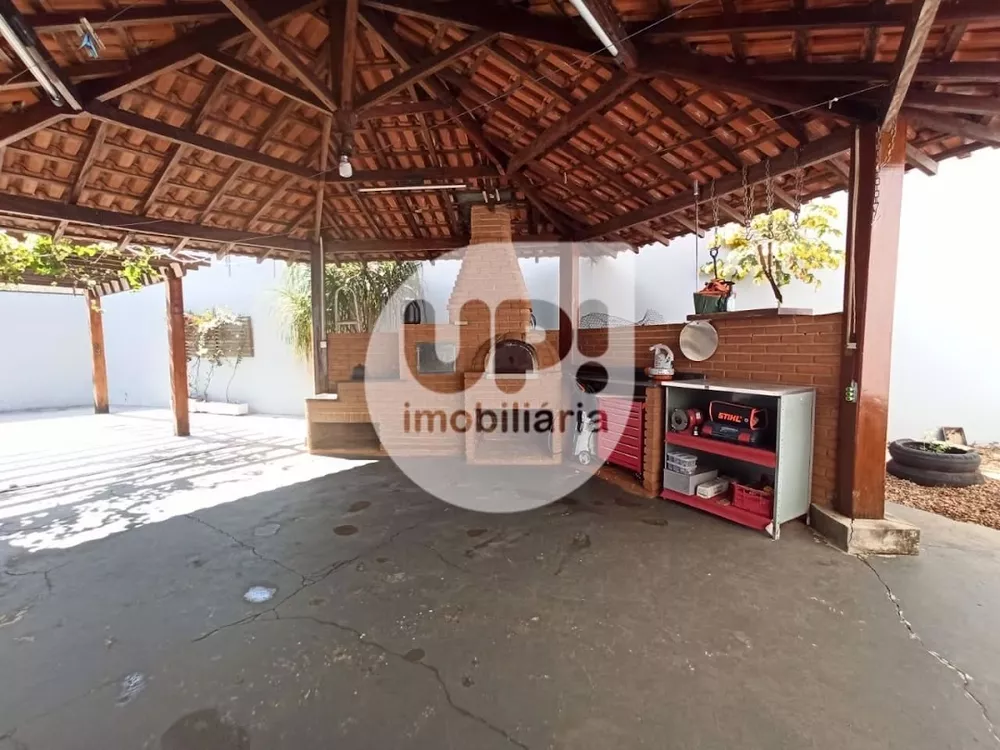 Casa, 4 quartos, 250 m² - Foto 4