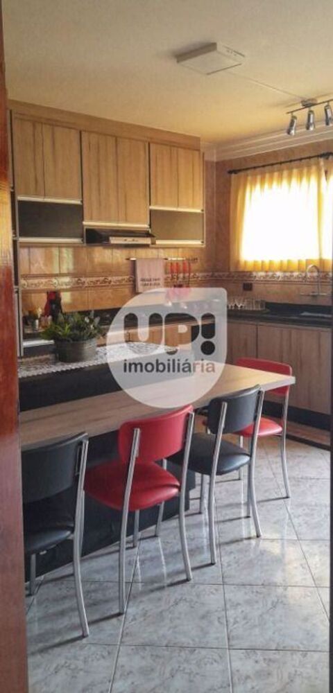 Casa de Condomínio à venda com 3 quartos, 186m² - Foto 4