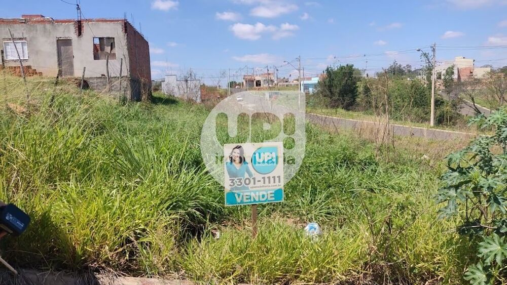 Loteamento e Condomínio, 225 m² - Foto 1