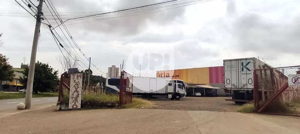 Loteamento e Condomínio, 1970 m² - Foto 2