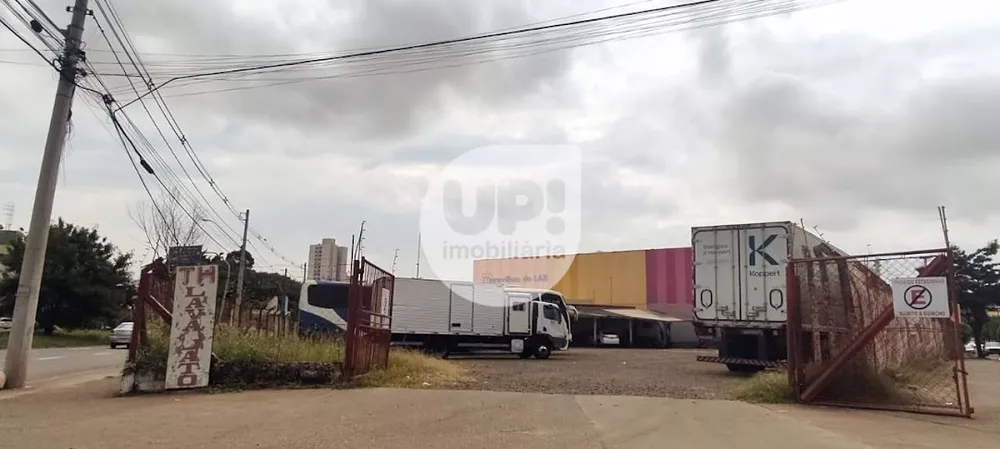 Loteamento e Condomínio, 1970 m² - Foto 1