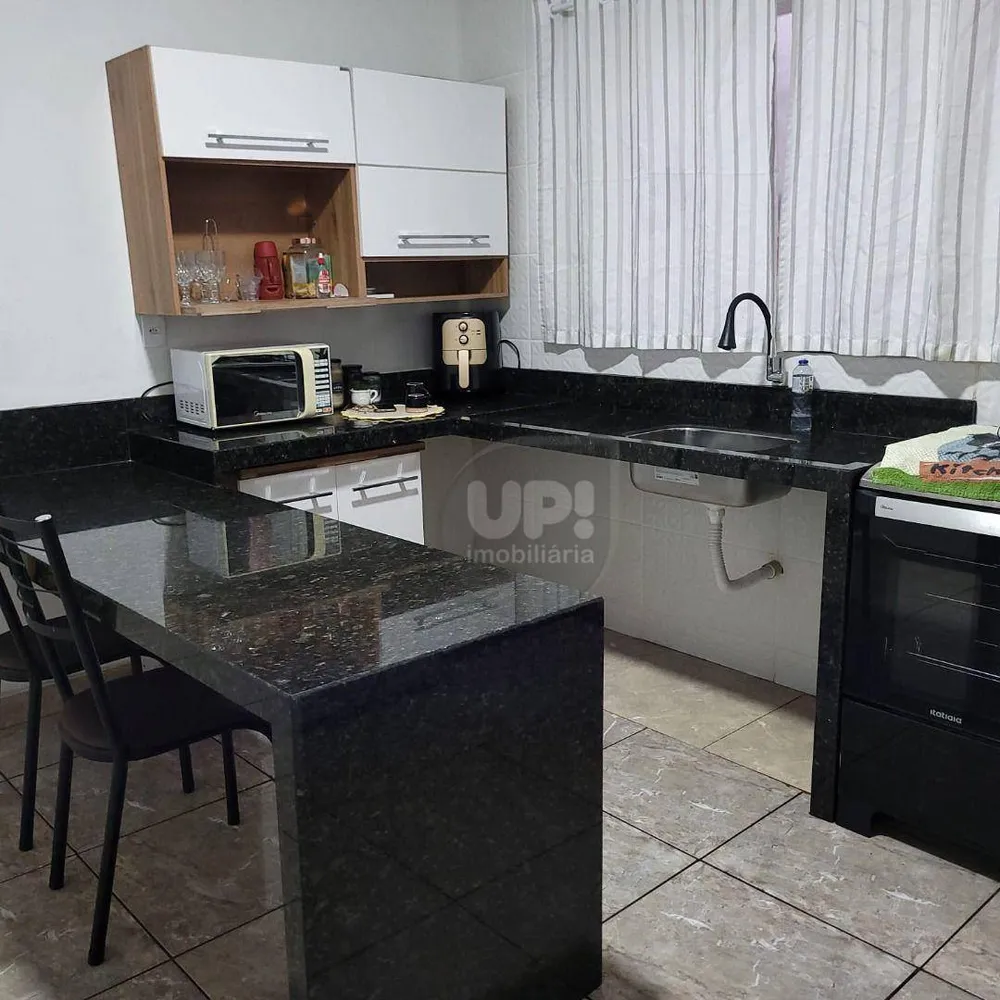 Casa, 3 quartos, 110 m² - Foto 2