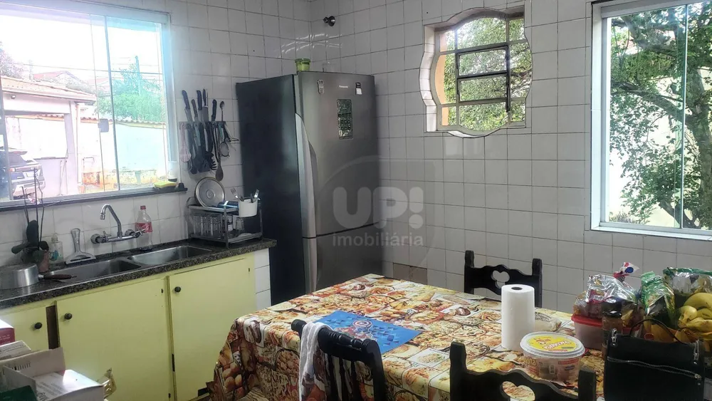 Casa, 3 quartos, 286 m² - Foto 2
