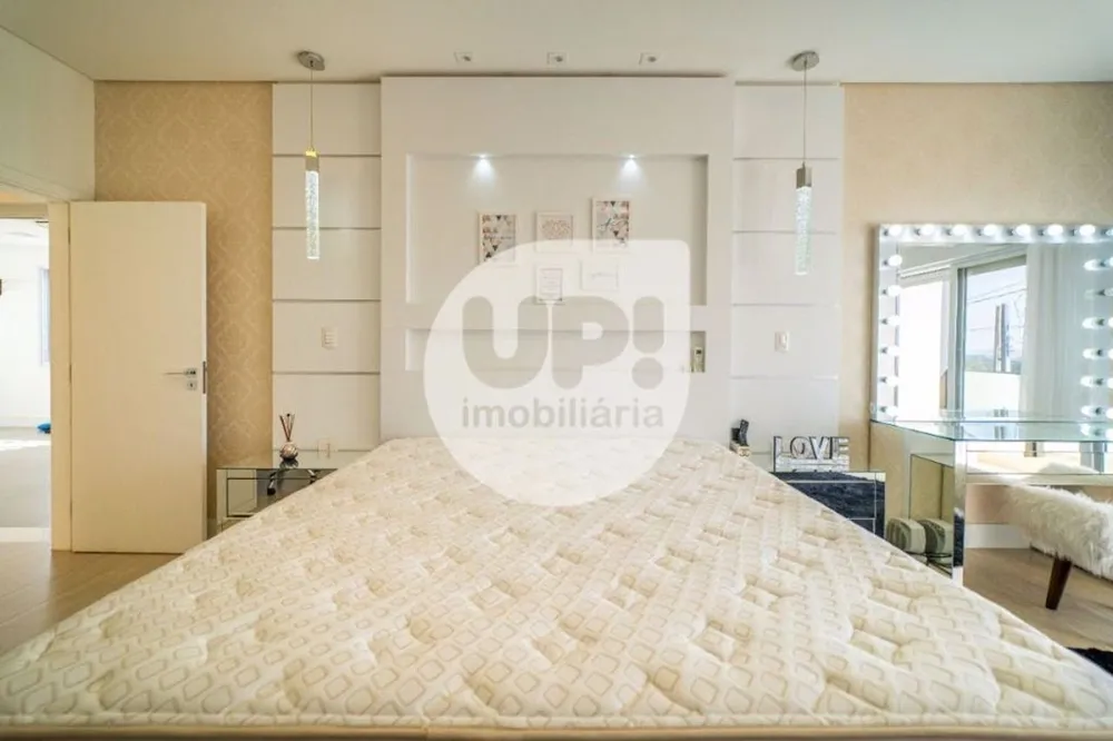 Casa, 3 quartos, 398 m² - Foto 22
