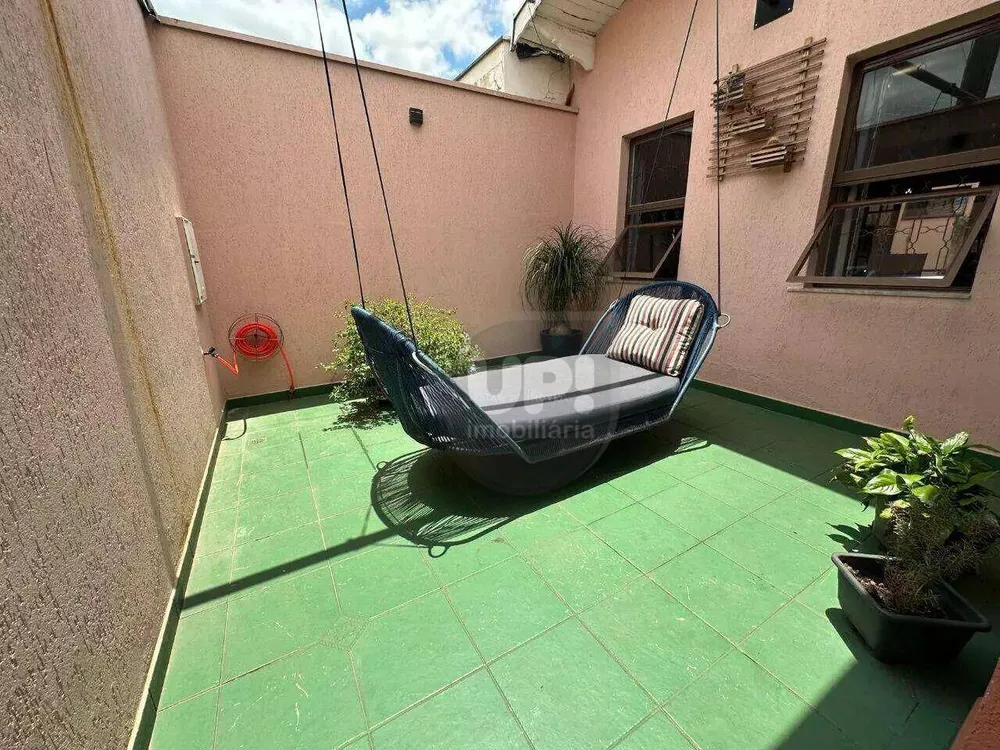 Casa, 3 quartos, 186 m² - Foto 2