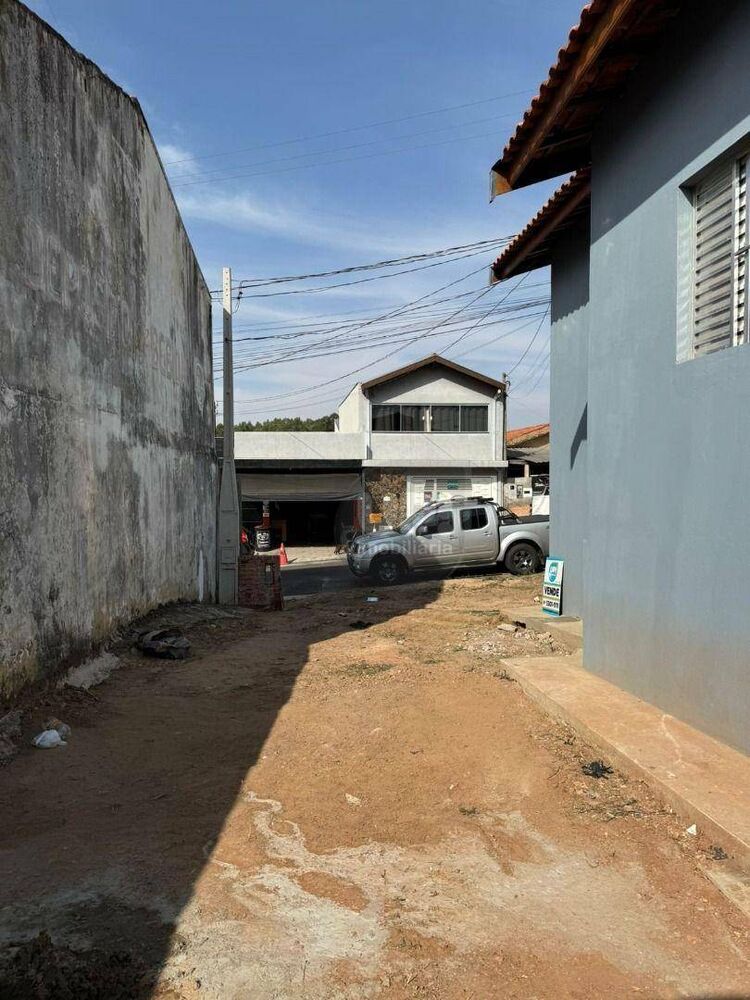 Casa à venda com 2 quartos, 53m² - Foto 8