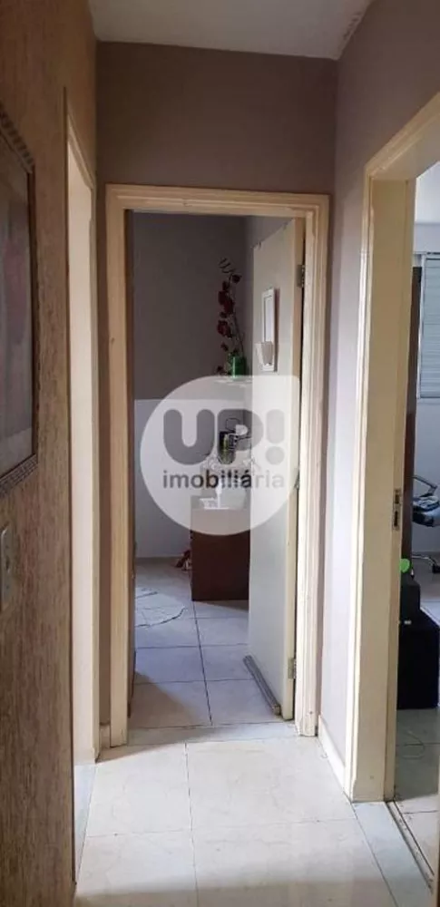 Apartamento à venda com 2 quartos, 57m² - Foto 11