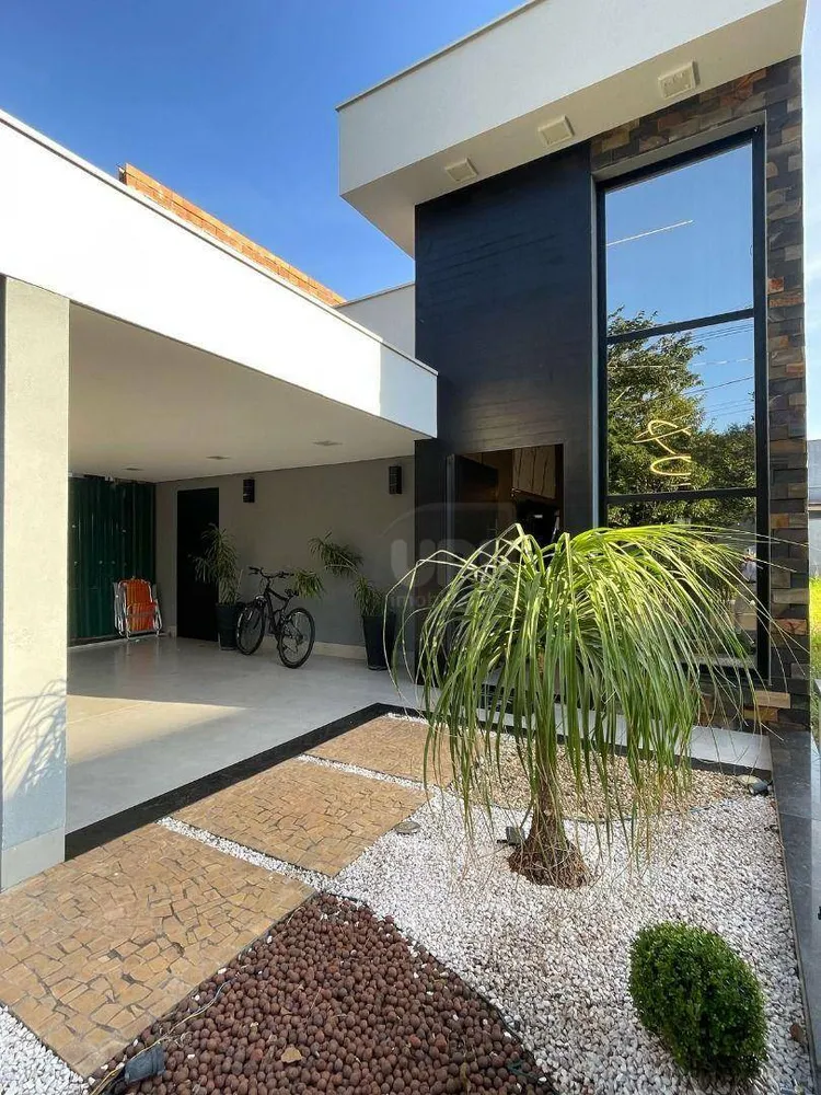 Casa, 3 quartos, 130 m² - Foto 1
