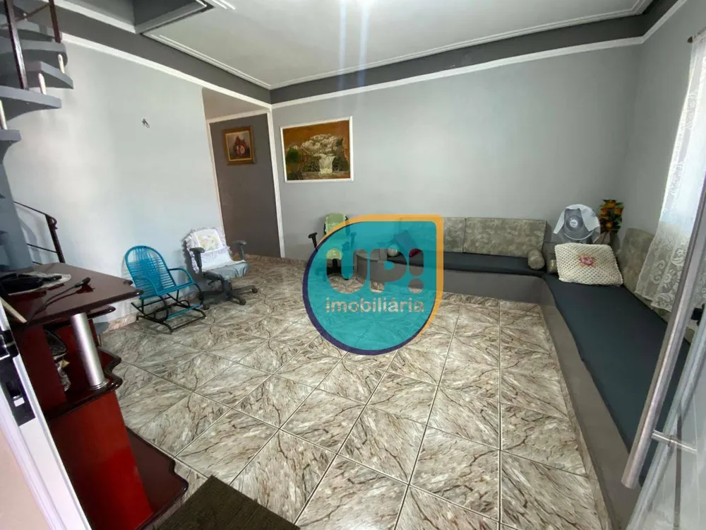 Casa, 4 quartos, 203 m² - Foto 2