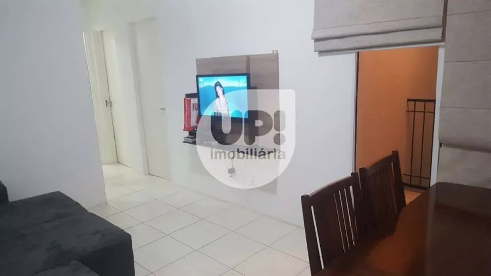 Apartamento à venda com 2 quartos, 45m² - Foto 3