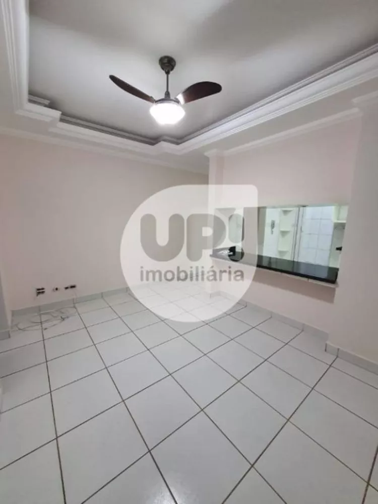 Apartamento à venda com 1 quarto, 45m² - Foto 1