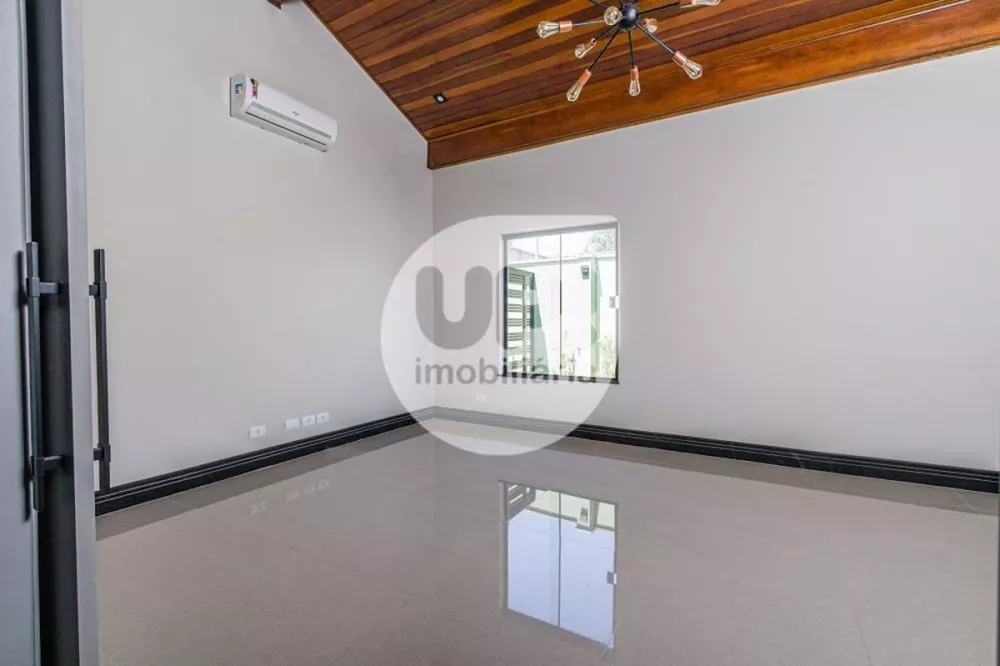 Casa, 3 quartos, 550 m² - Foto 1