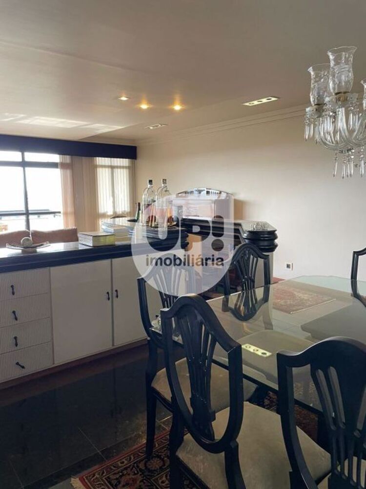 Apartamento, 3 quartos, 230 m² - Foto 2