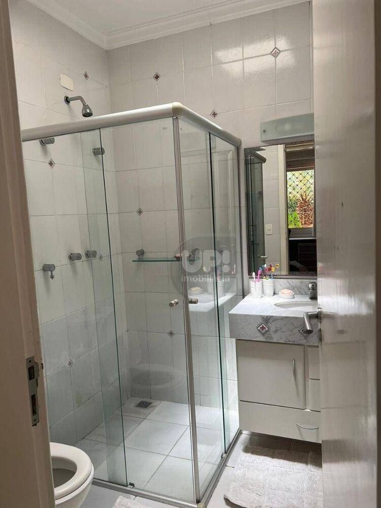 Casa à venda com 3 quartos, 338m² - Foto 22