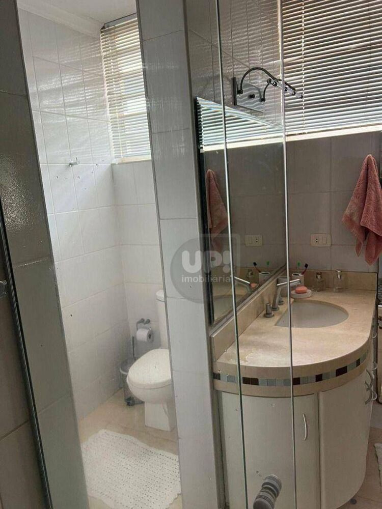Casa à venda com 3 quartos, 338m² - Foto 15