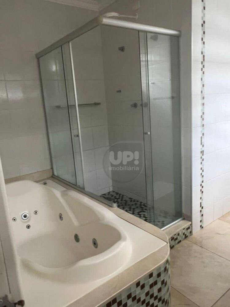 Casa à venda com 3 quartos, 338m² - Foto 14