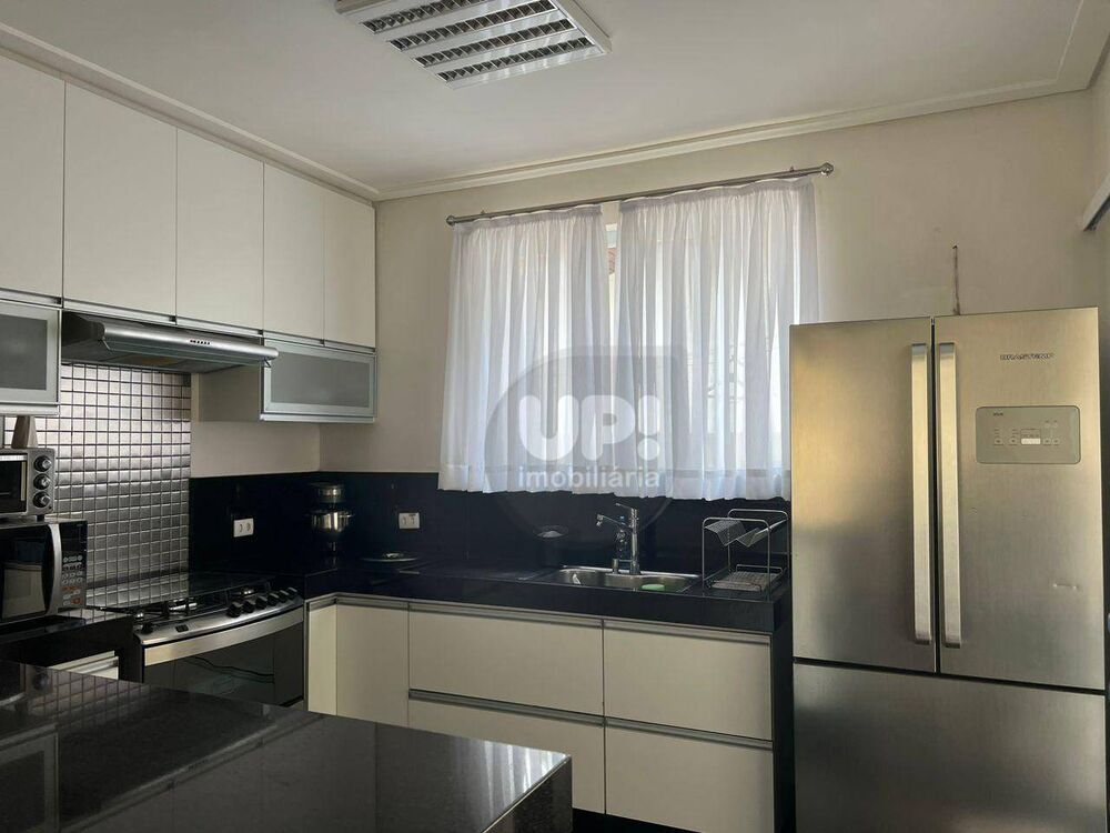 Casa à venda com 3 quartos, 338m² - Foto 8