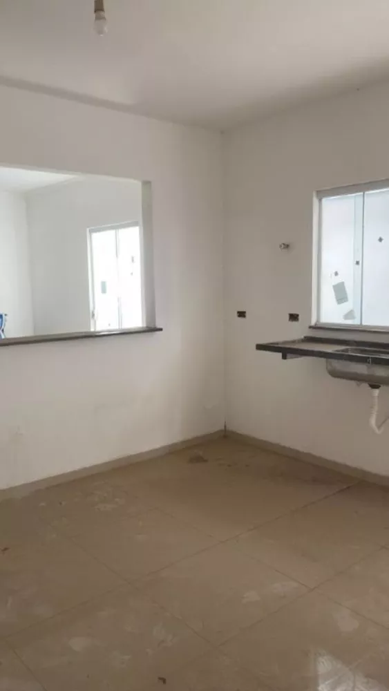 Casa de Condomínio à venda com 2 quartos, 150m² - Foto 3