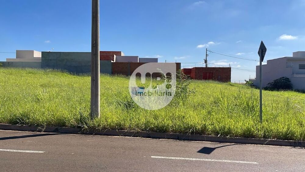 Loteamento e Condomínio, 300 m² - Foto 1