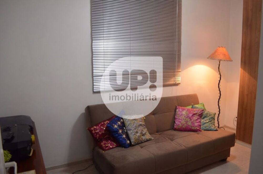 Apartamento à venda com 3 quartos, 57m² - Foto 1