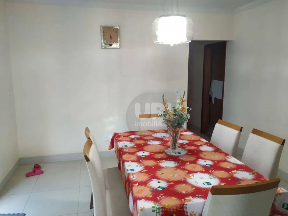 Casa, 3 quartos, 250 m² - Foto 6