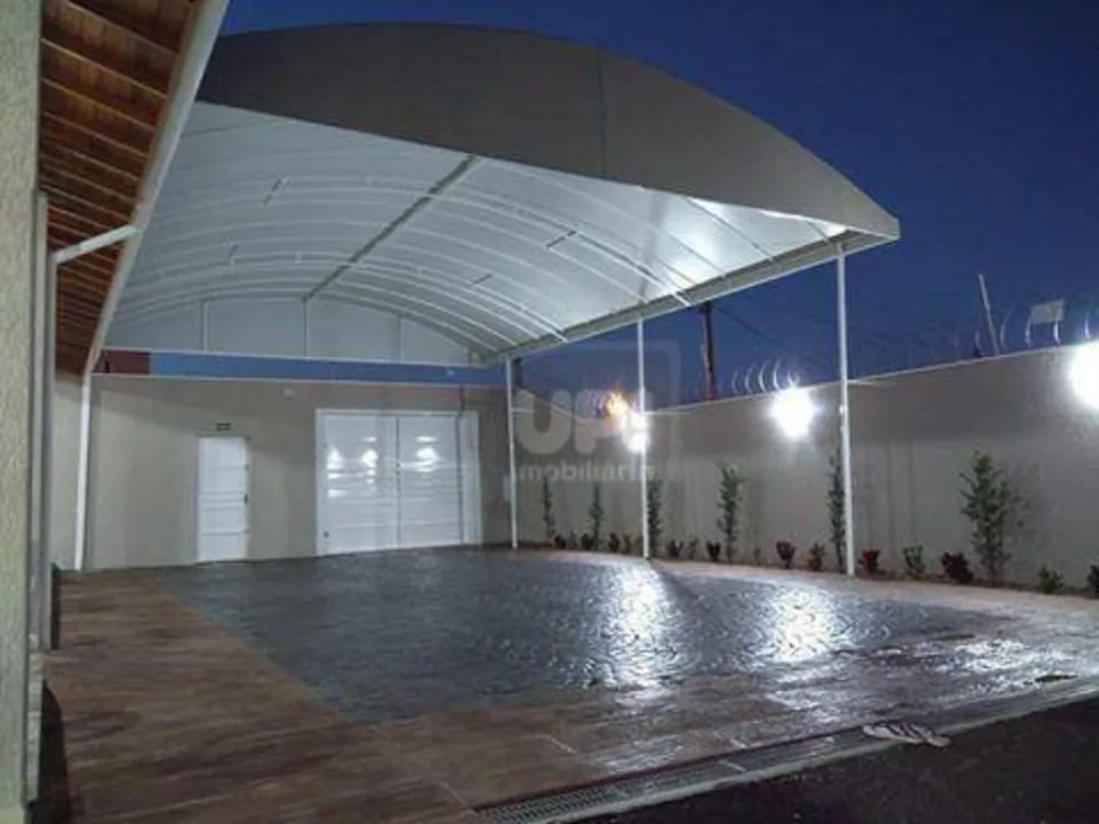 Casa, 1 quarto, 346 m² - Foto 1