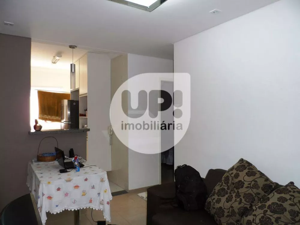 Apartamento à venda com 2 quartos, 45m² - Foto 4