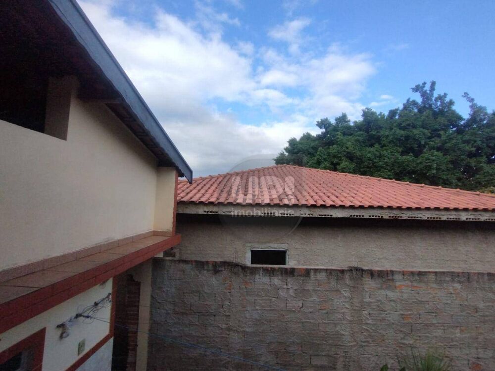 Casa, 4 quartos, 249 m² - Foto 2