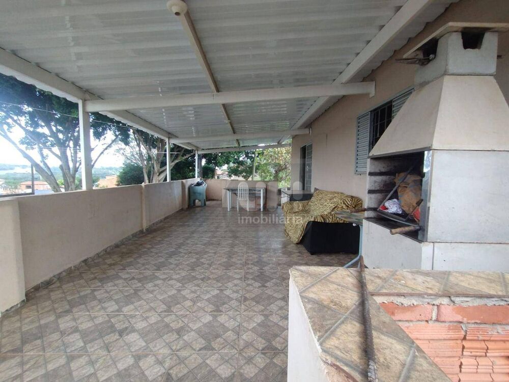 Casa, 4 quartos, 249 m² - Foto 1