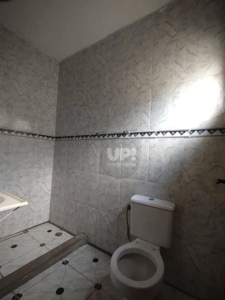 Casa, 4 quartos, 249 m² - Foto 4